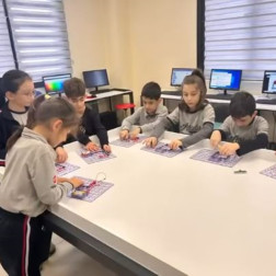 ⚡ Geleceğin Devrelerini Şimdiden Kuruyoruz!