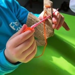 Minik Ellerle İlk Dikiş Deneyimi