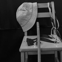 CHARLİE CHAPLİN'İ TANIYORUZ.