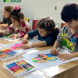 🎨 Küçük Ressamların Büyük Dünyası: Sanatla Büyüyoruz!