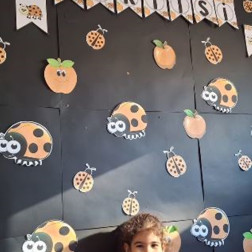 Kırmızı Partisi – Renklerle Öğreniyoruz