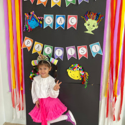 Çılgın Saç Partisi 🎉💇‍♂️💇‍♀️