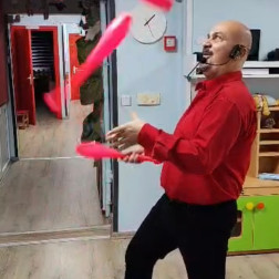 Yeni Yıl Partisi 🎄✨🎈