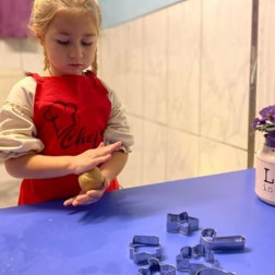 Kurabiye Hamuru Şekillendirme Atölyesi