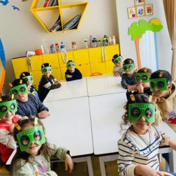 Görsel Algı Maskeleri ile Dikkat Çalışması