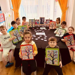 Sanat Atölyesi – Renkli Ağaç Tablo Çalışması