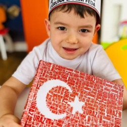 Bayrak Sevgisi Sanat Çalışması