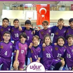 Uğur Okulları Futsal Takımımız Ter Döküyor!
