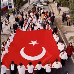 Cumhuriyetimizin Işığında, Geleceğin İzinde!