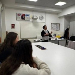 🌟 Geleceğe Güvenli Adımlar: Uzman Psikolog Funda Dokur Kılınç ile Bir Aradaydık!