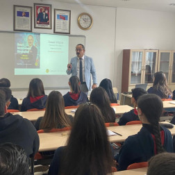 “Sınav Kazandıran Stratejiler” Semineri Gerçekleştirildi