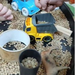 🏗️ Küçük Eller, Büyük Keşifler: Duyusal Oyun Saati!