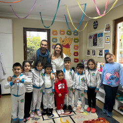 Çocuk ve Sanat El Ele 🎭