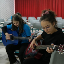 Gitar Atölyesinde Ritim ve Uyum