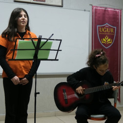 Müzik Dinletisi Etkinliği