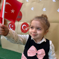 YAŞASIN 23 NİSAN