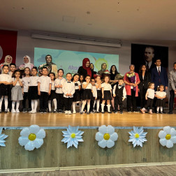 YIL SONU ETKİNLİĞİMİZDEN KARELER