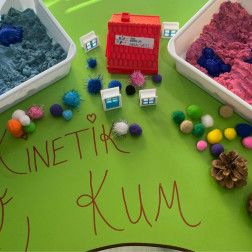 Kinetik Kum Keşif ve Duyusal Oyun