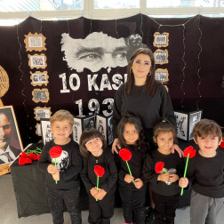 Kalplerde Hiç Bitmeyen Bir Özlem: 10 Kasım