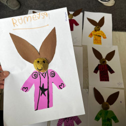 ✨ Hayal Gücümüzü Giyindik: Bugünün Sanat Köşesi