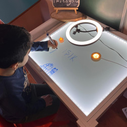 🌟 Işığın Peşinde Küçük Kaşifler!