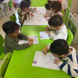 Çizgi ve Boyama Çalışması