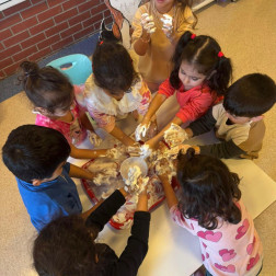 Duyusal Oyun ile Keşfederek Öğreniyoruz