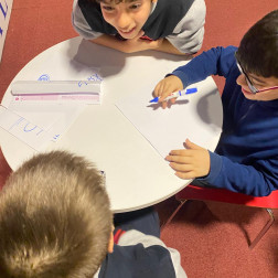 🏆 Bilgiyle Yarışıyor, Eğlenerek Öğreniyoruz!