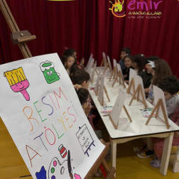Küçük Ellerin Büyük Dünyası: Sanatla Büyüyoruz!