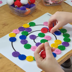 Küçük Eller, Büyük Beceriler: Çizgi Çalışmalarımız!