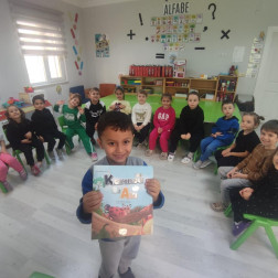 Kitaplarla Hayal Gücümüz Gelişiyor