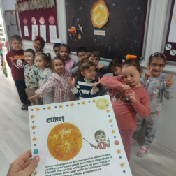 Güneş ve Uzayı Keşfediyoruz