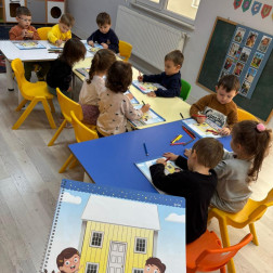 Dil Becerilerimizi Geliştiriyoruz