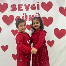 Sevgi Günü’nü Coşkuyla Kutladık