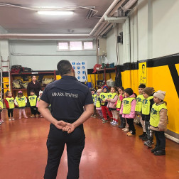 Minik Kahramanlar Görev Başında: İtfaiyecilik Mesleğini Tanıyoruz!