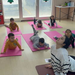 Çocuk Yogası ve Hareket Etkinliği