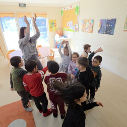 Hareketli Oyun ve Grup Etkinliği