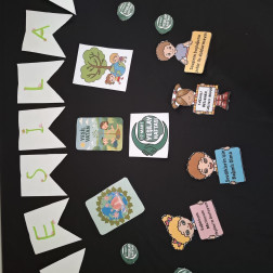 Renkli Çiçeklerle Sanat Çalışması