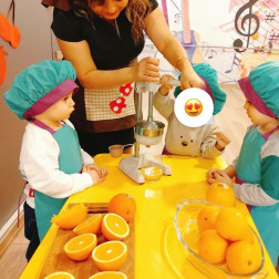 Küçük Eller, Büyük Başarılar: Minik Şeflerimiz Vitamin Depoluyor!