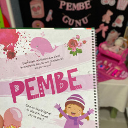 Minik Kalplerde Pembe Bir Yolculuk: Renkleri Keşfediyoruz!