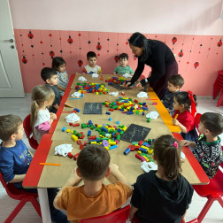 Yapboz Evimi Tasarlıyorum: Minik Mimarlar Atölyesi