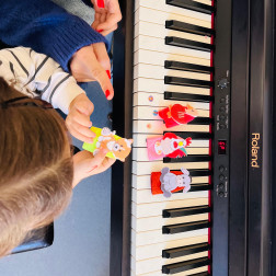 Minik Parmaklardan İlk Notalar 🎹
