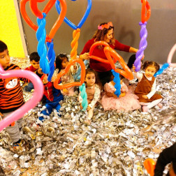 🎈 Balonlarla Eğlence Zamanı