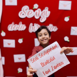 Dünyayı Değiştiren En Büyük Kuvvet: Sevginin Gücü