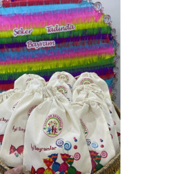 İYİ BAYRAMLAR DİLERİZ  :)