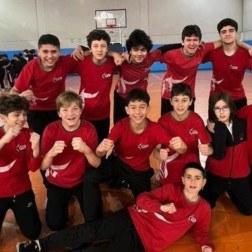 Geleceğin Yıldızları Sahada: GEN Takımı Başarıya Koşuyor!