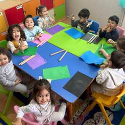 Minik Ellerde Devleşen Ritimler: Okul Öncesinde Müzik ve Koordinasyon Eğitimi