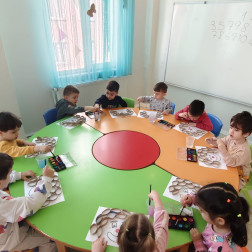 Minik Eller, Büyük Hayaller: Anaokulumuzda Yaratıcı Sanat Atölyesi