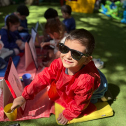 Galata Kulesi Tuvalde Canlanıyor: Küçük Sanatçılar Açık Havada