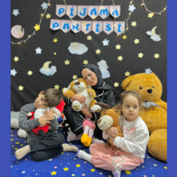 Pijama Partisinde Neşe Dolu Anlar!